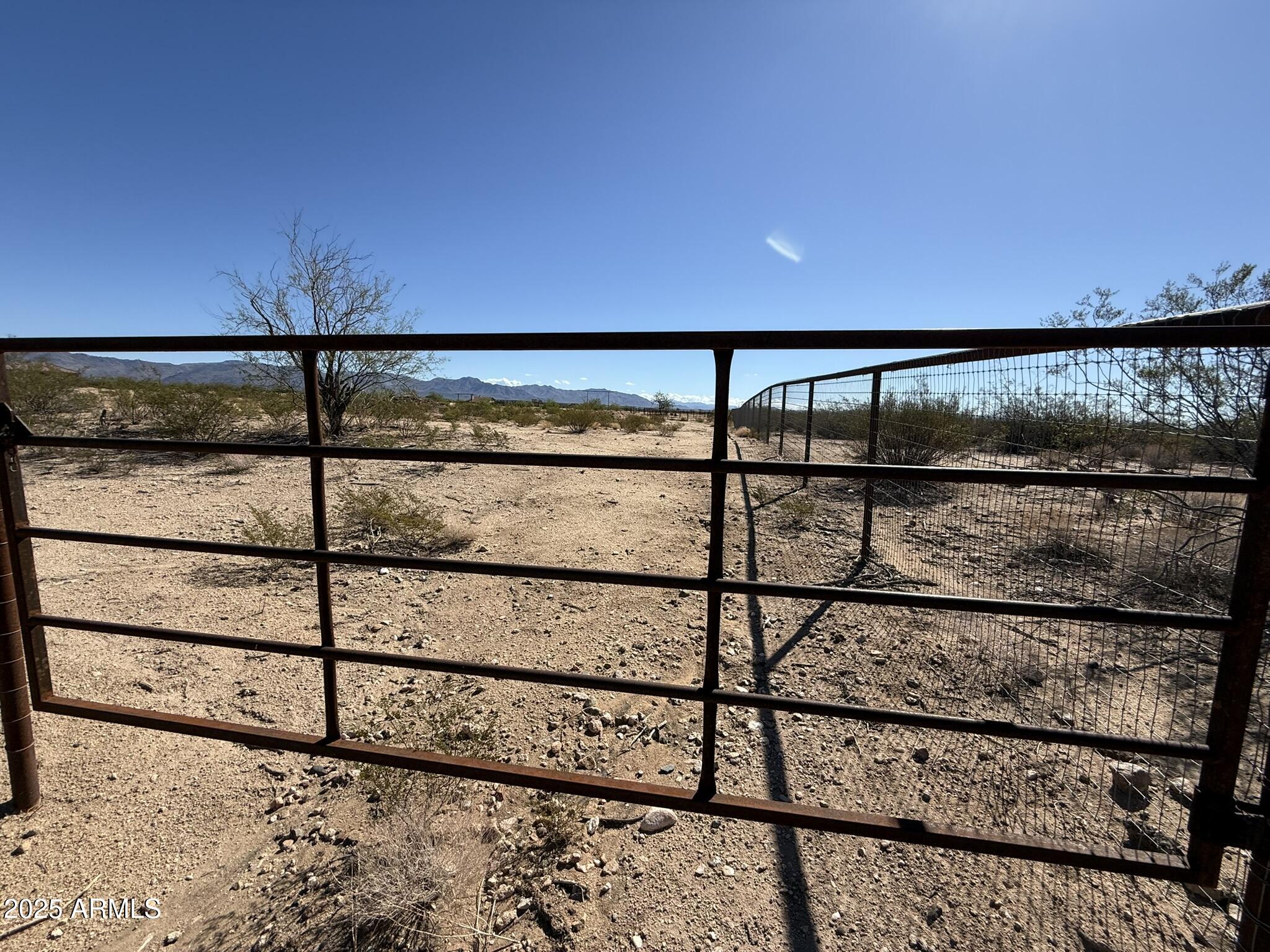 XX00 W Saguaro Hill Trail -