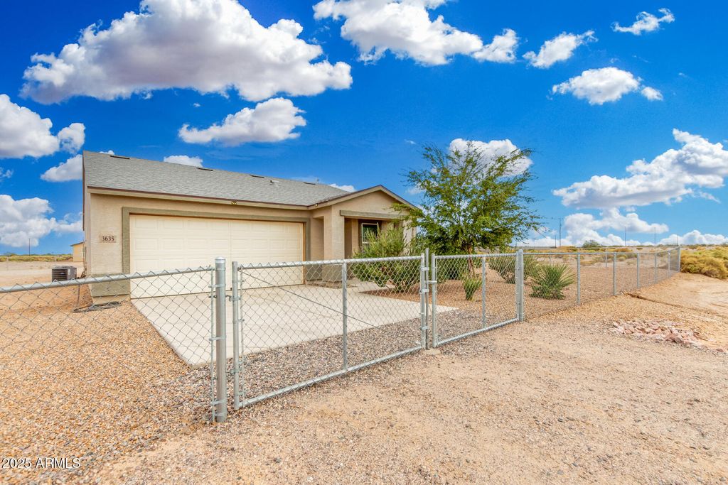 Photo of 3635 N Bandelier Drive, Eloy, AZ 85131 (MLS # 6937456)