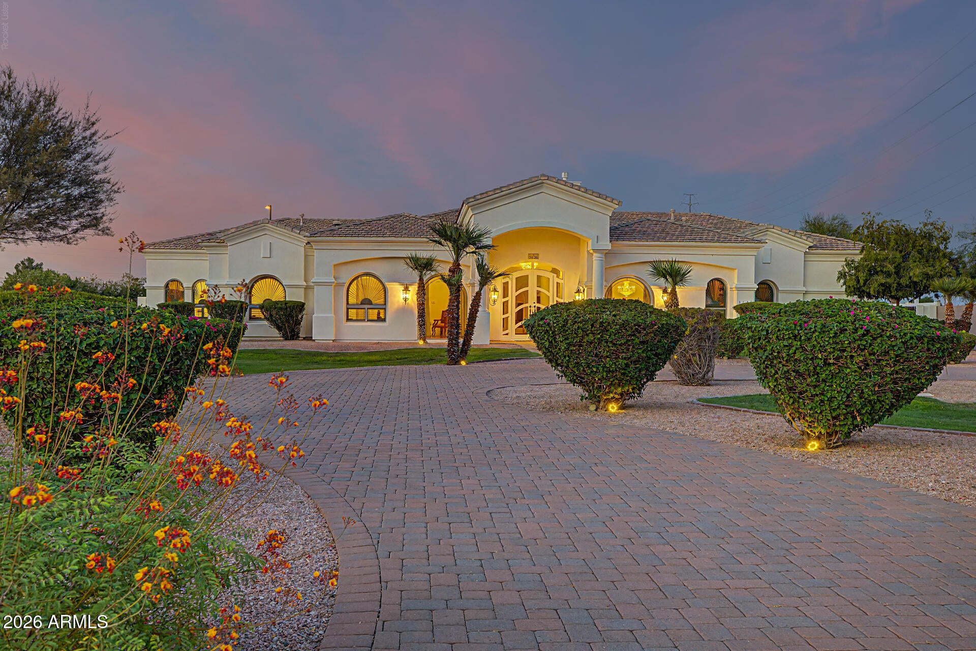 3126 E FRUITVALE Court