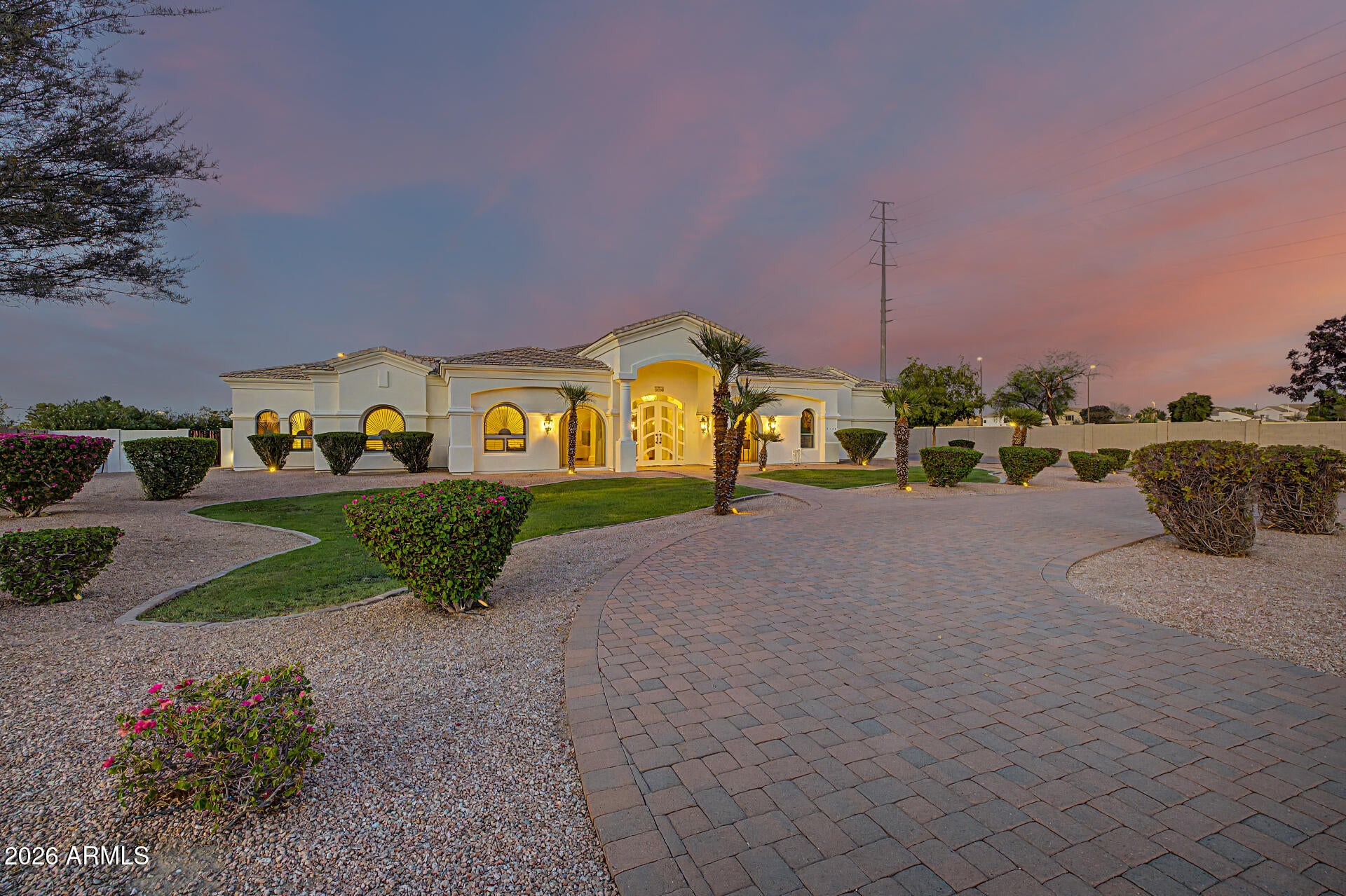 3126 E FRUITVALE Court
