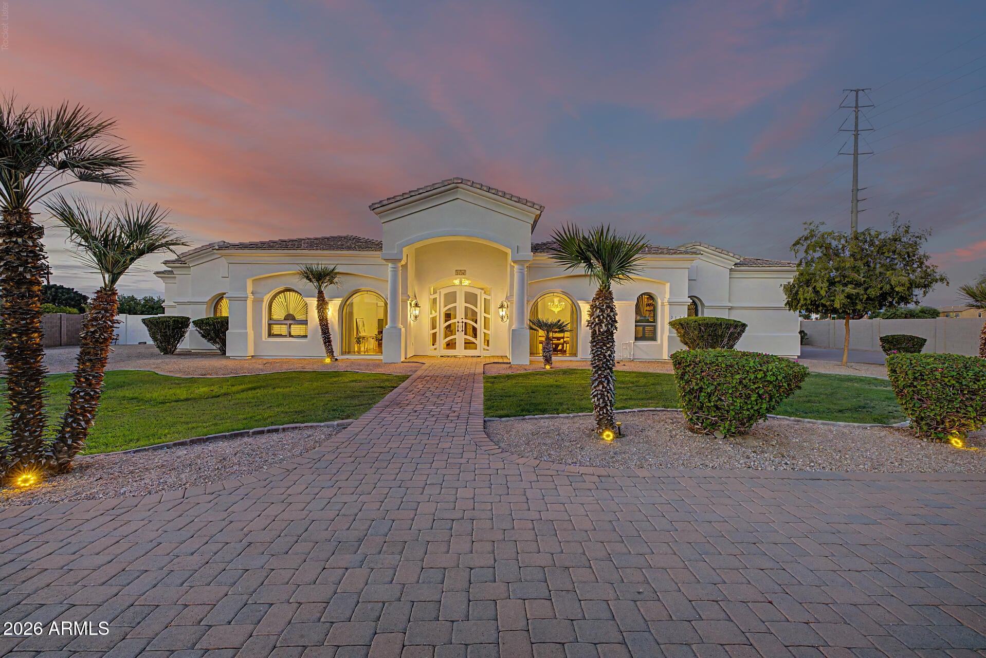 3126 E FRUITVALE Court