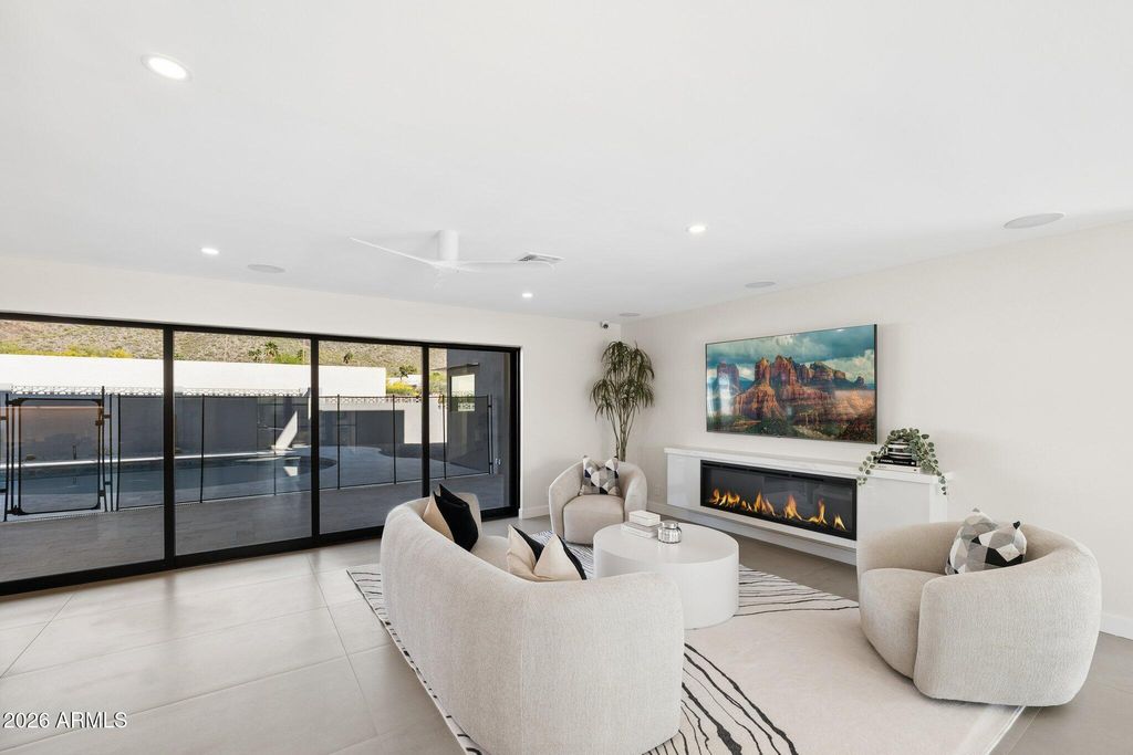 Photo of 7501 N 21st Place, Phoenix, AZ 85020 (MLS # 7002294)