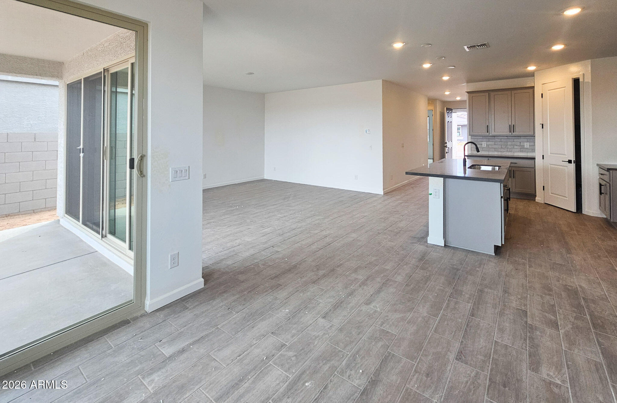 6616 E FIDDLENECK Way