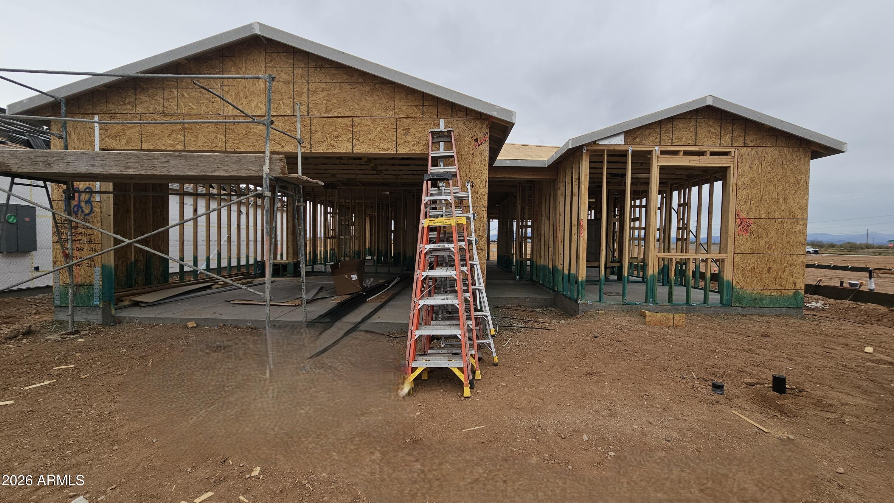 6616 E FIDDLENECK Way