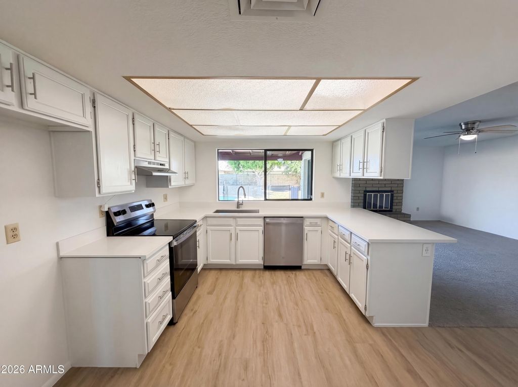 Photo of 4430 W Diana Avenue, Glendale, AZ 85302 (MLS # 7002685)