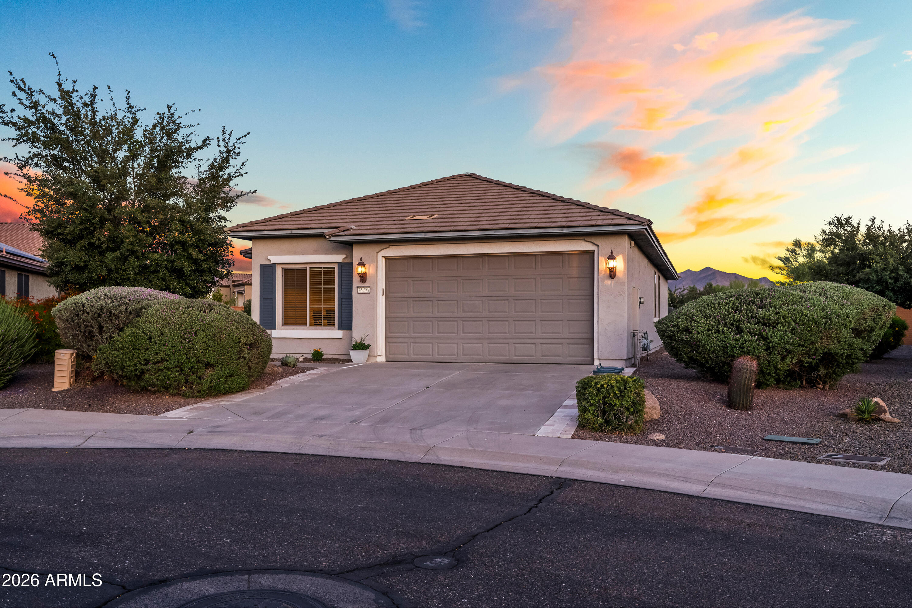 26777 W PONTIAC Drive