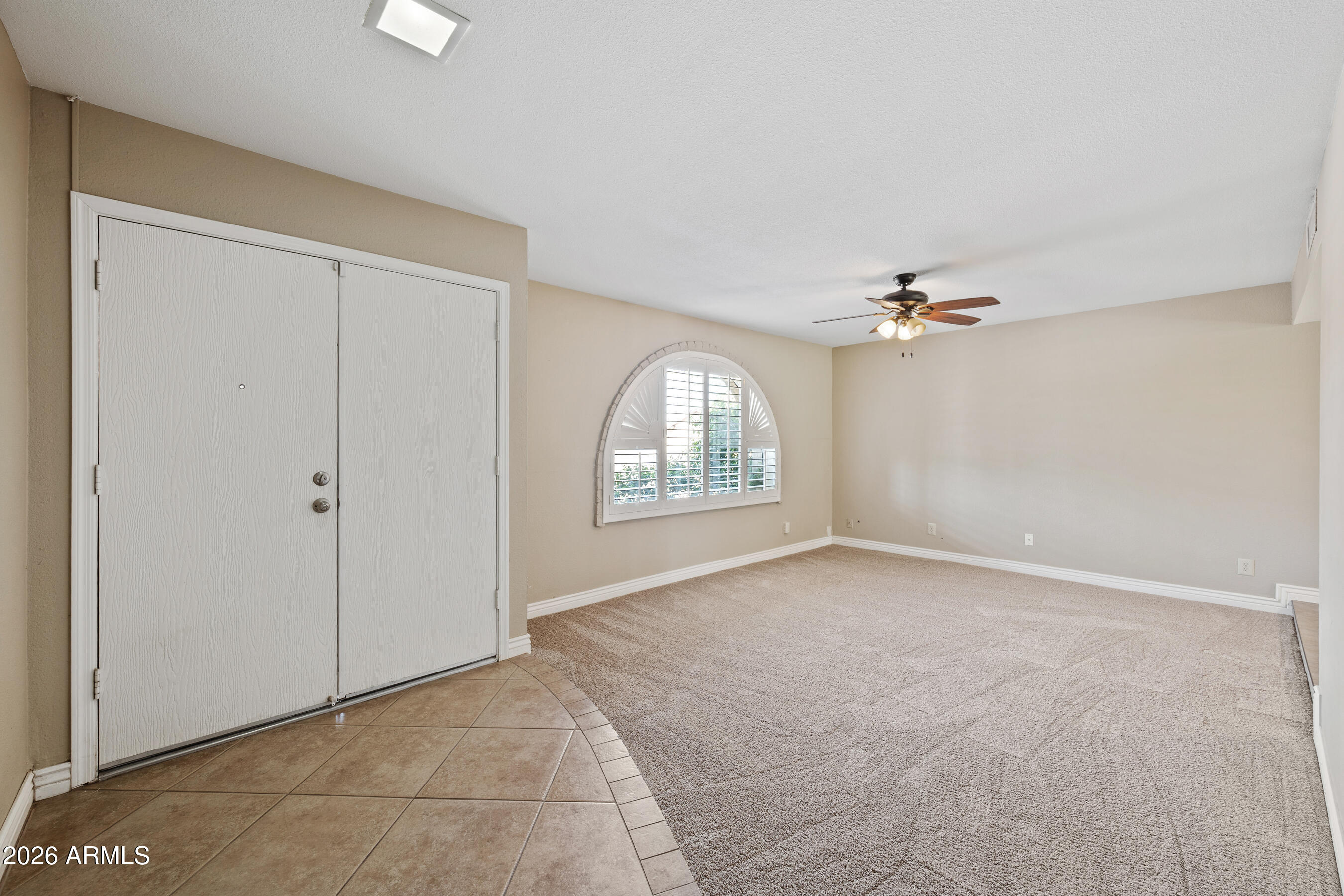 3735 W AIRE LIBRE Avenue N