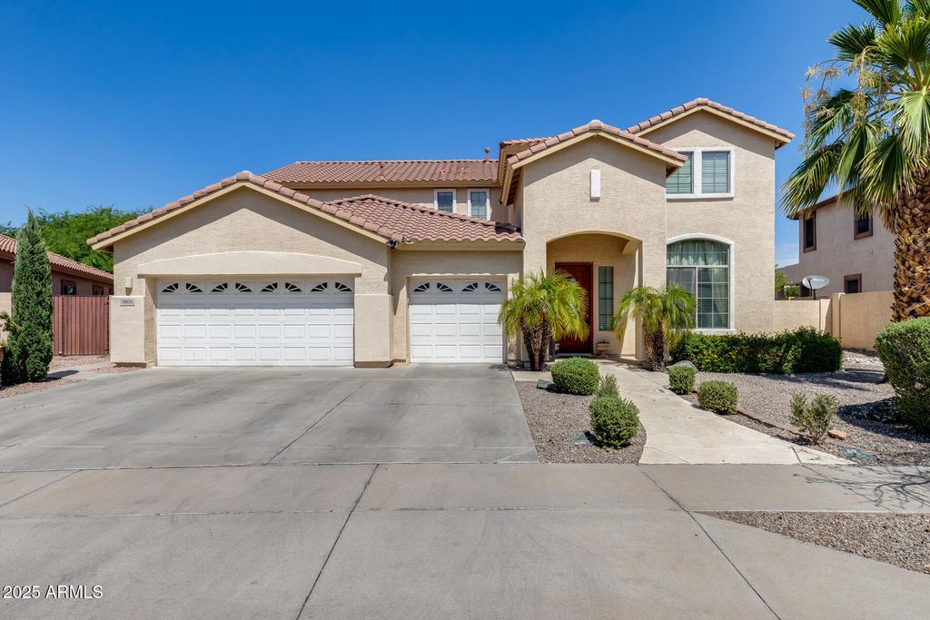 Photo of 7604 N 87th Drive, Glendale, AZ 85305 (MLS # 6984388)