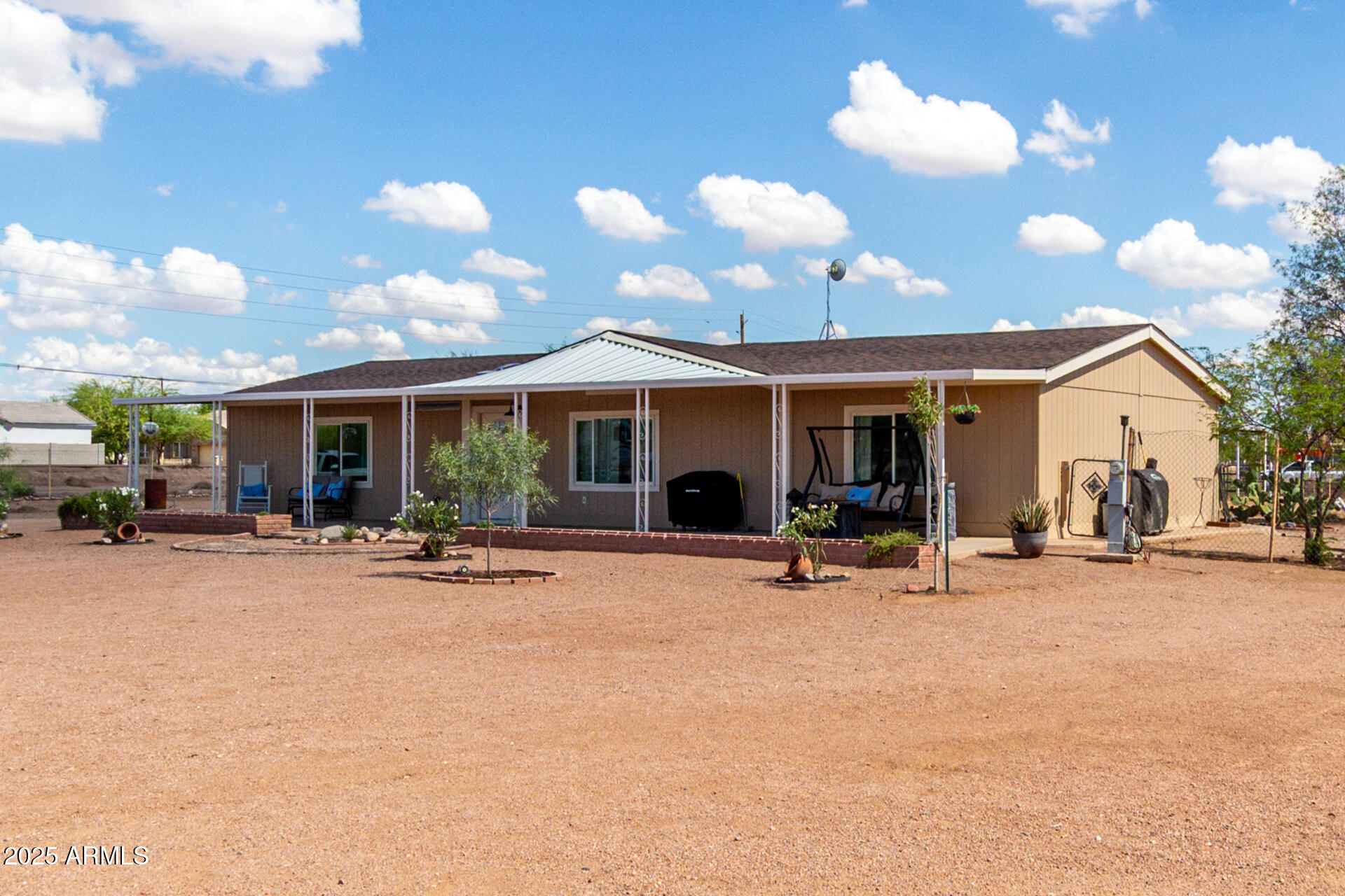 5075 E SANTA CLARA Drive