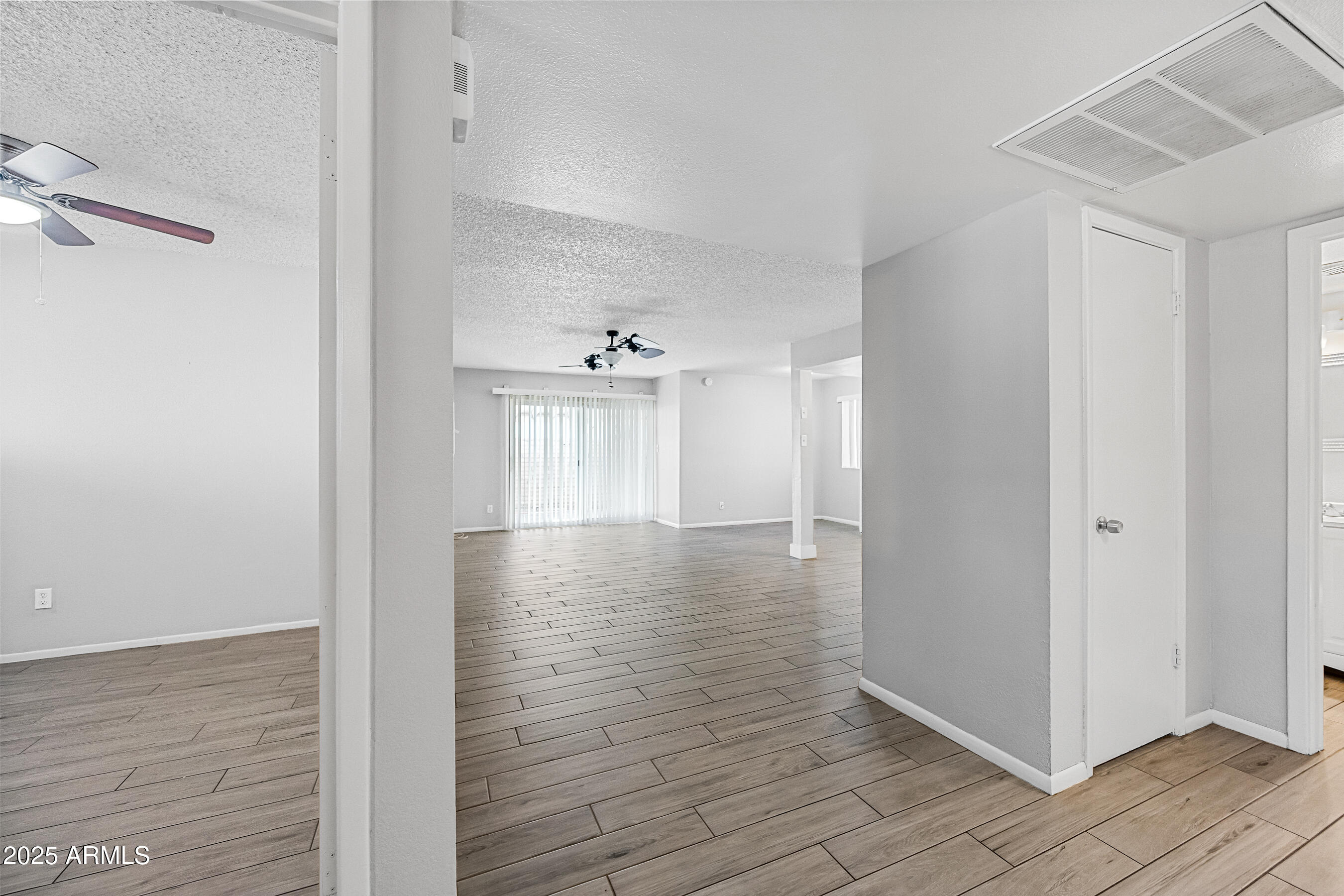 3445 E EARLL Drive 1