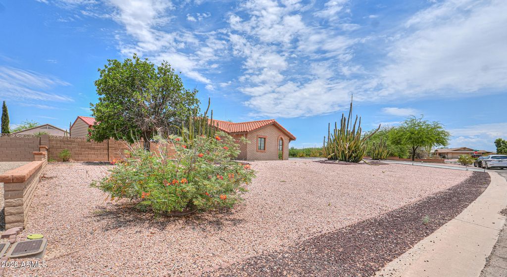 Photo of 14975 S Oakmont Drive, Arizona City, AZ 85123 (MLS # 7042551)