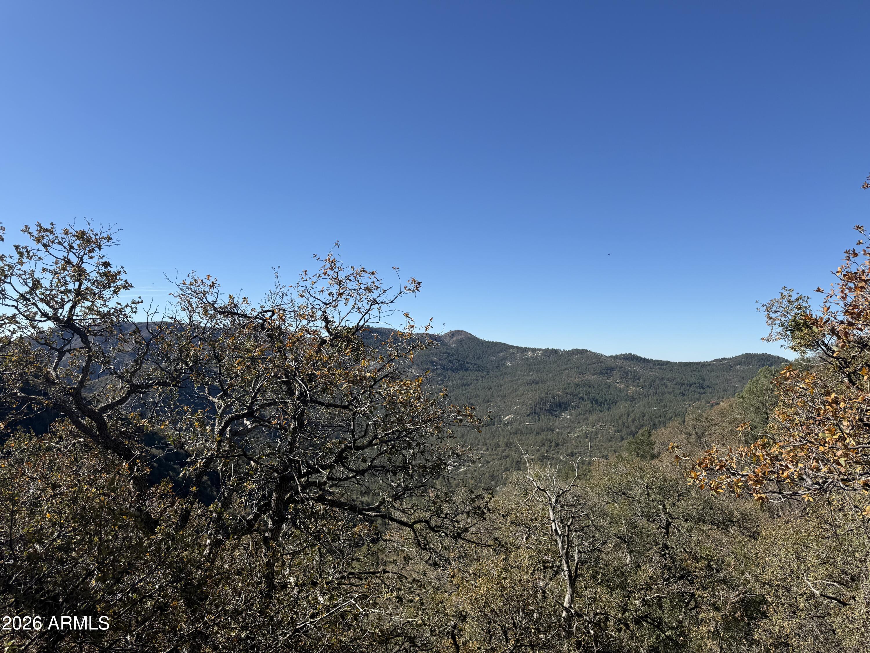 22560 S GLADIATOR MINE Road -