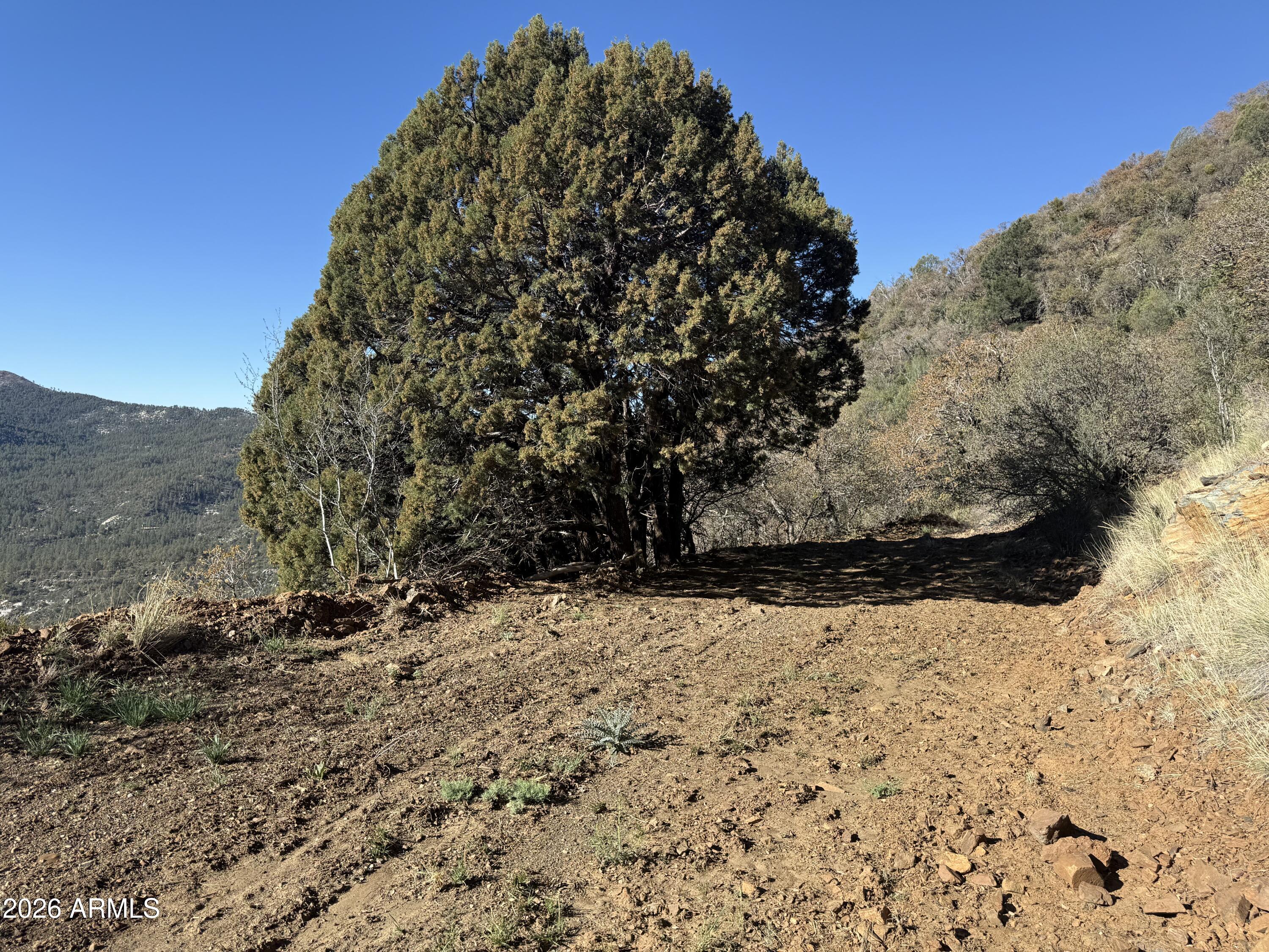 22560 S GLADIATOR MINE Road -