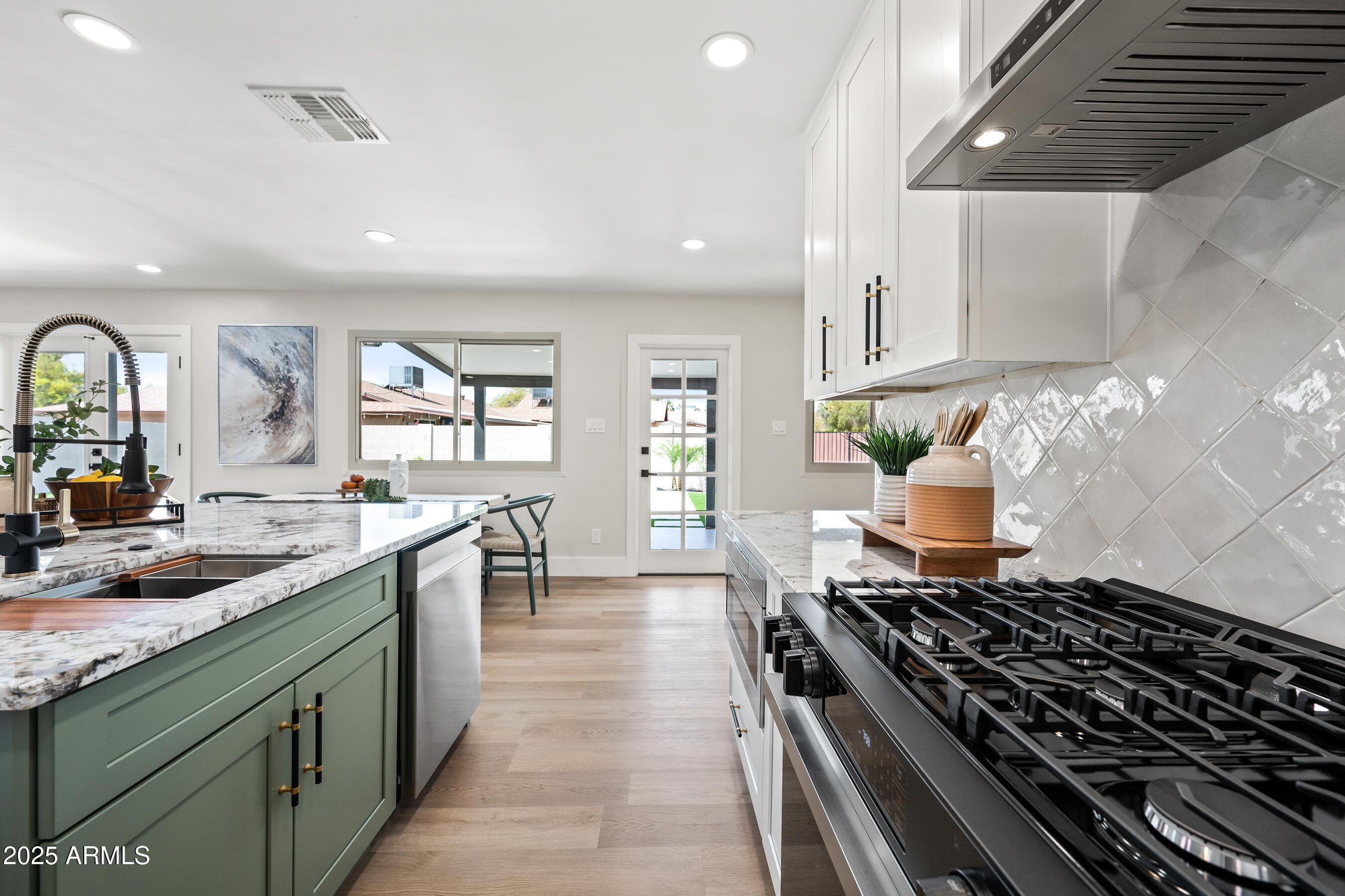1012 E MAGDALENA Drive