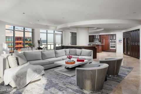 2402 E ESPLANADE Lane PH2 Phoenix AZ 85016