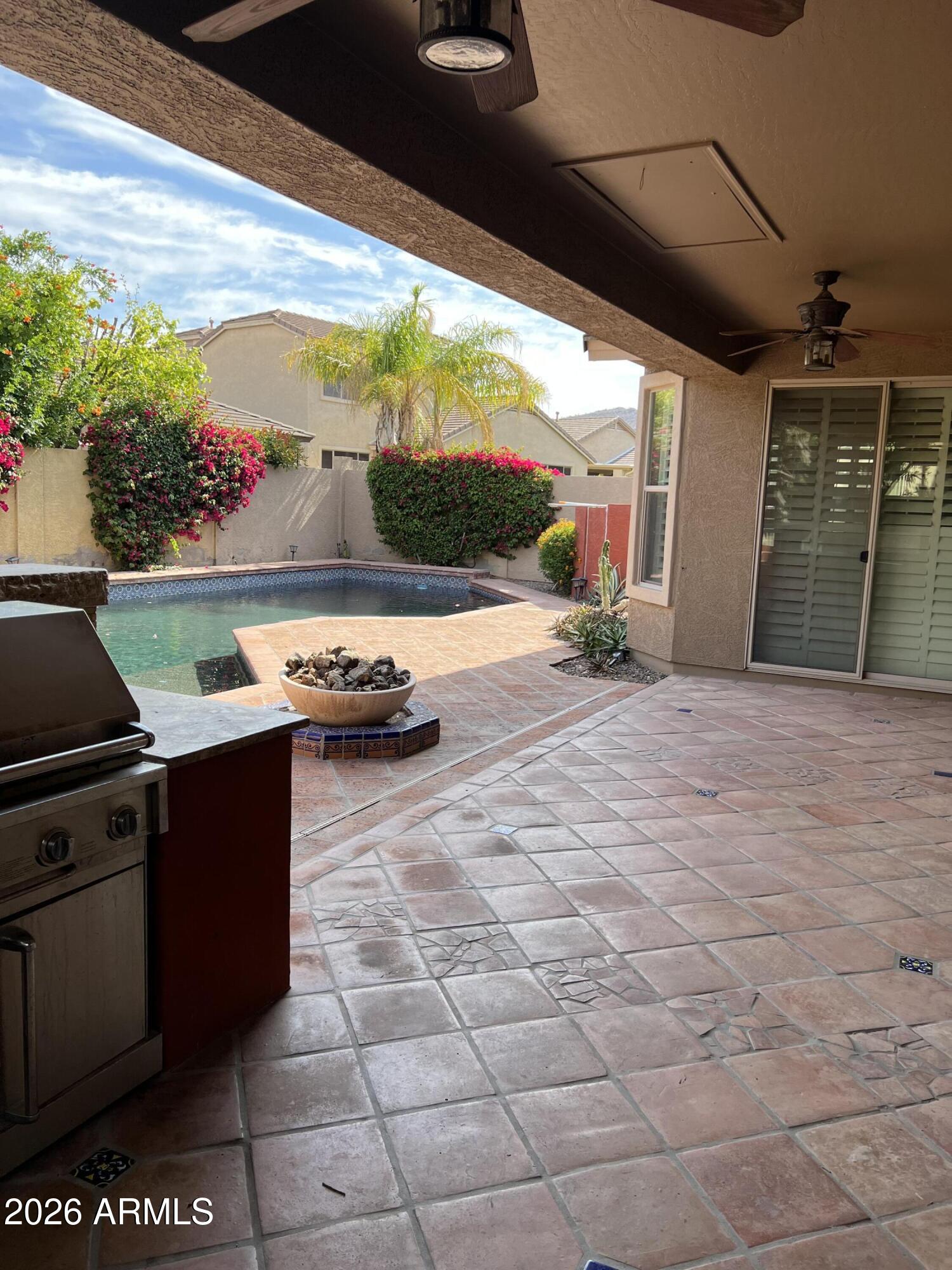 3022 W GRAN PARADISO Drive W