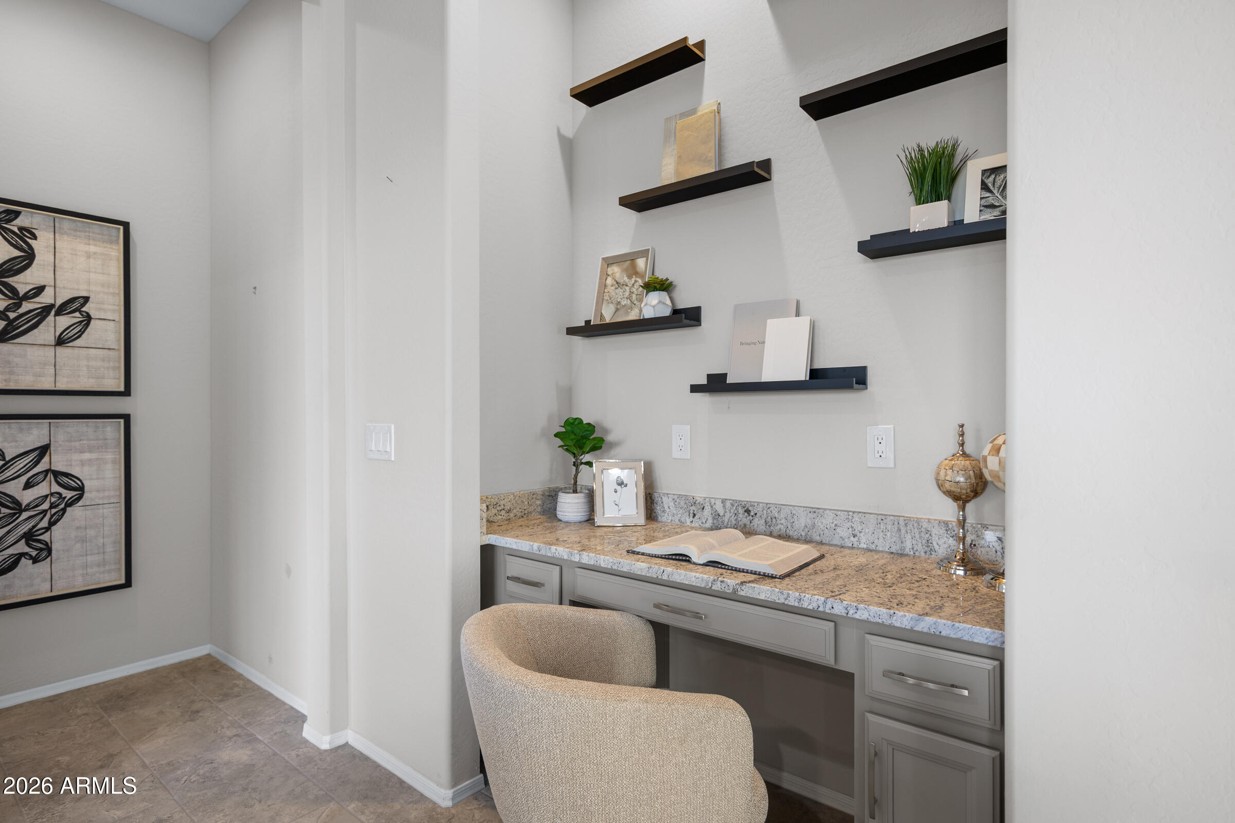 41650 W Harvest Moon Drive