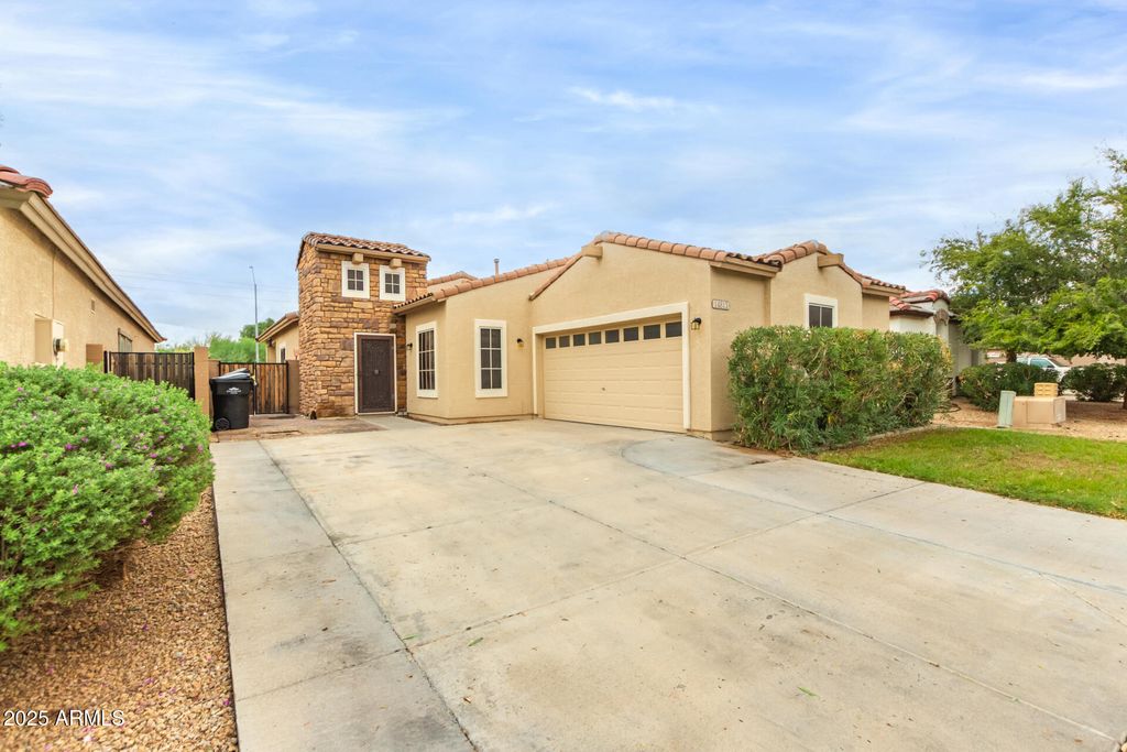 Photo of 14813 W Wethersfield Road, Surprise, AZ 85379 (MLS # 6934752)