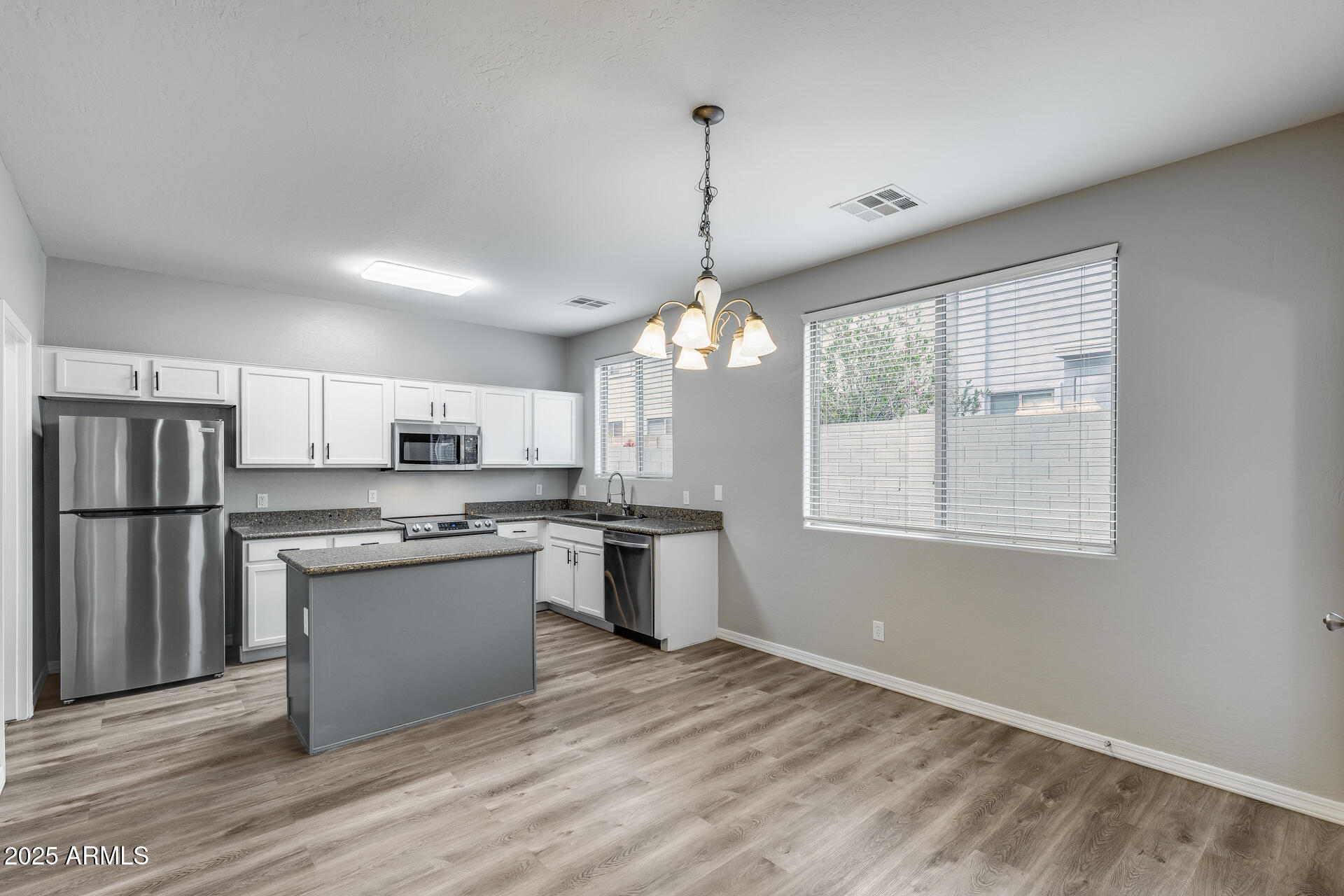 17602 W MANDALAY Lane