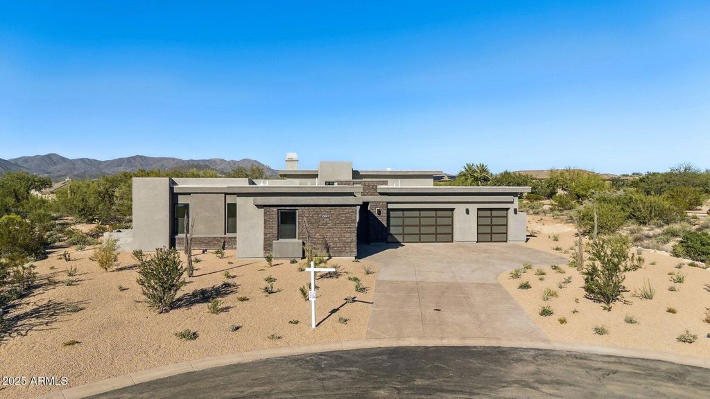 Photo of 35097 N 83rd Place, Scottsdale, AZ 85266 (MLS # 6930043)