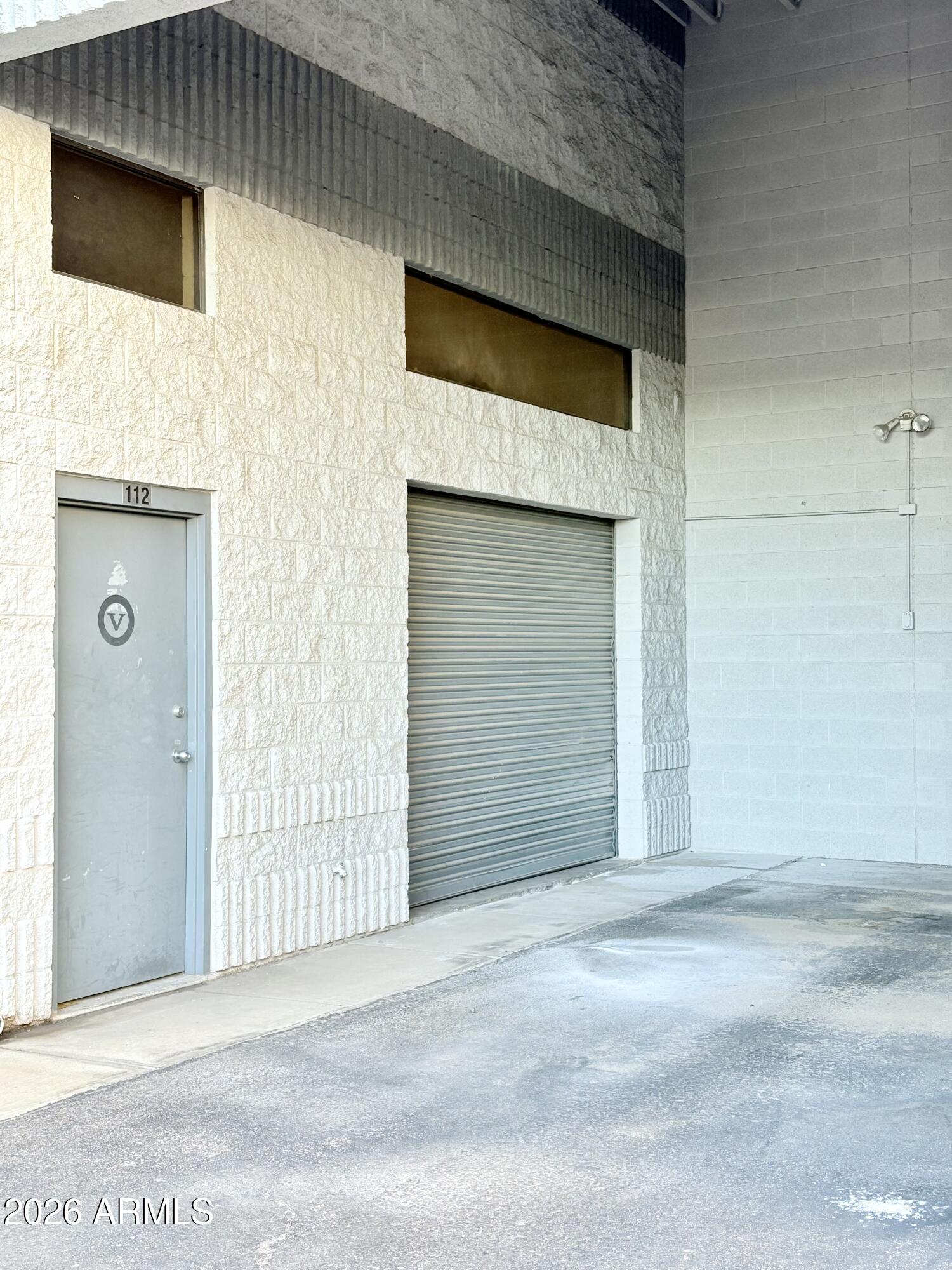 7652 E GREENWAY Road 111