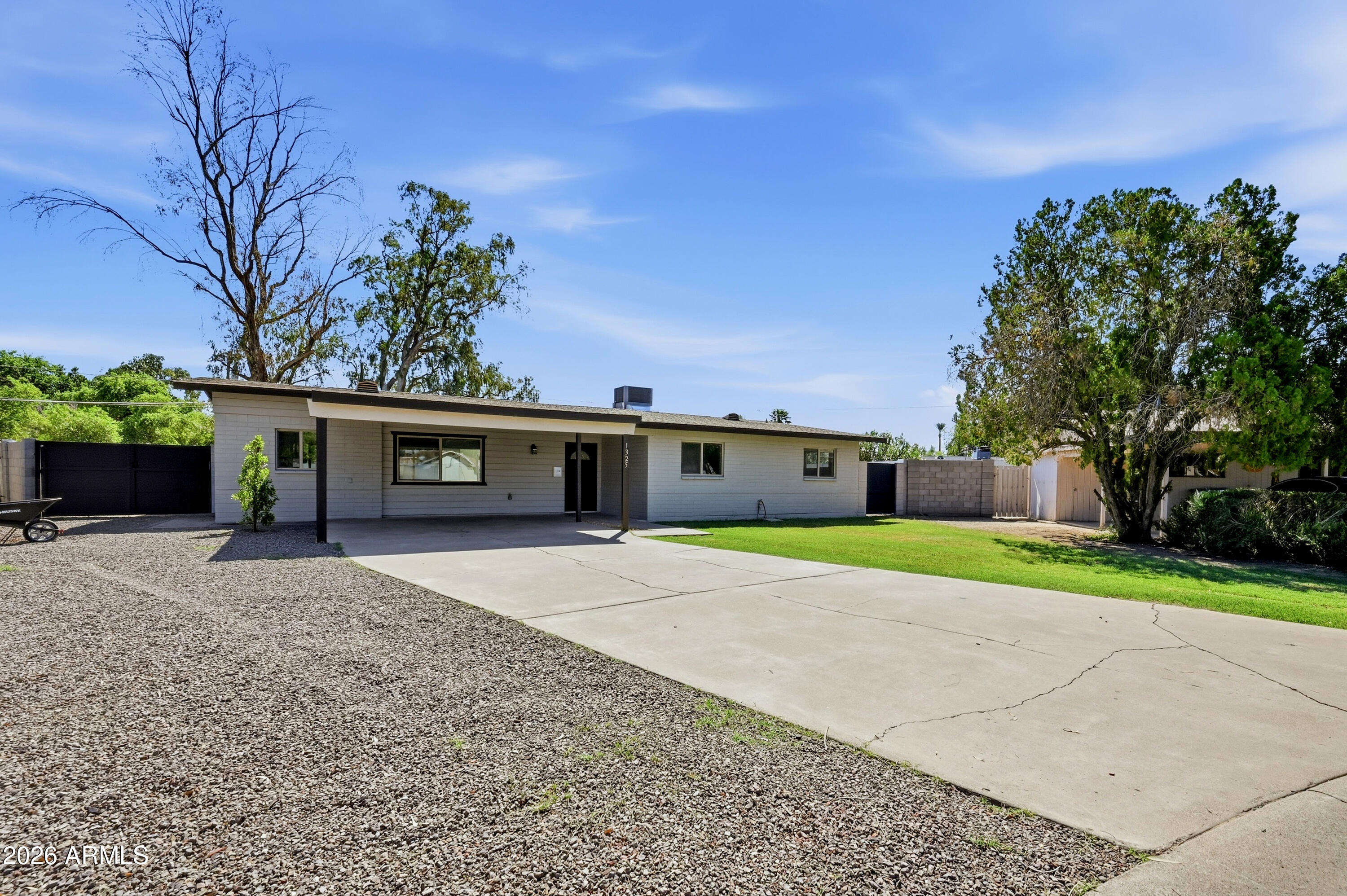 1325 E AVALON Drive