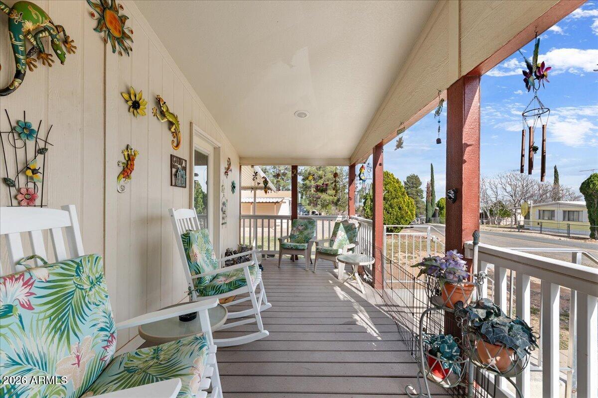 3382 E GRAND VIEW Drive