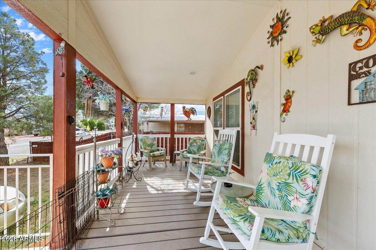 3382 E GRAND VIEW Drive