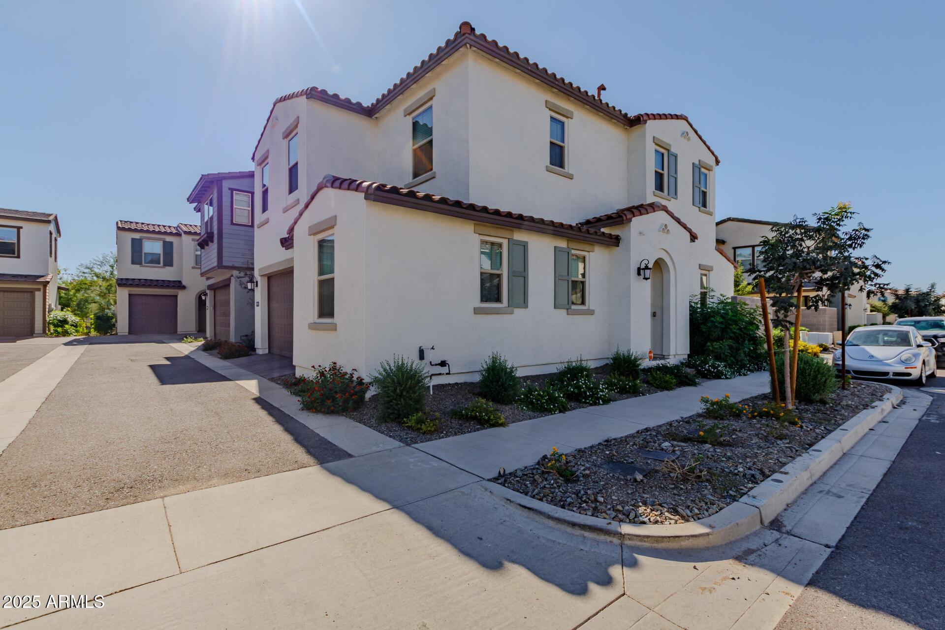 9901 E TAMERY Avenue