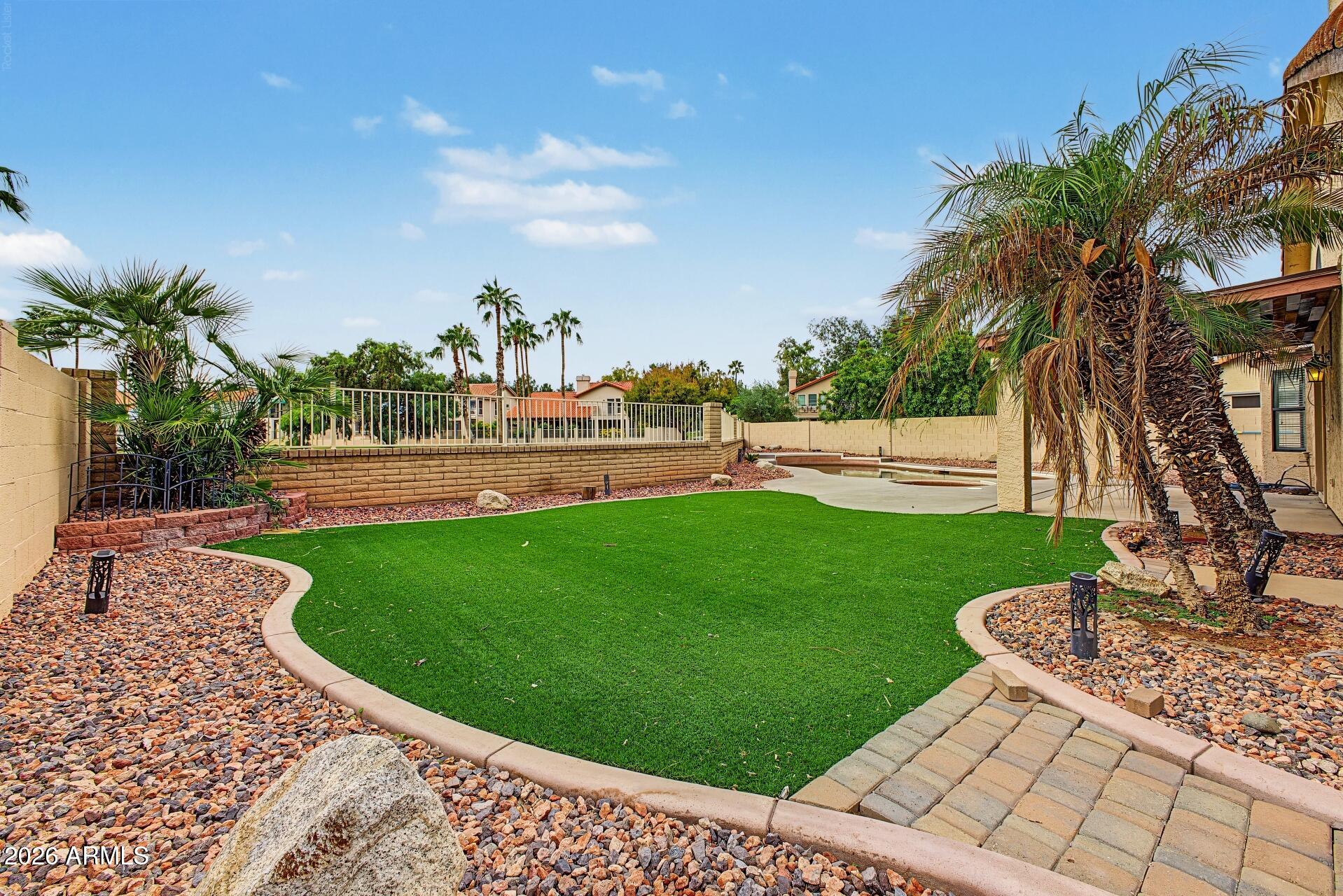 19122 N 71ST Drive
