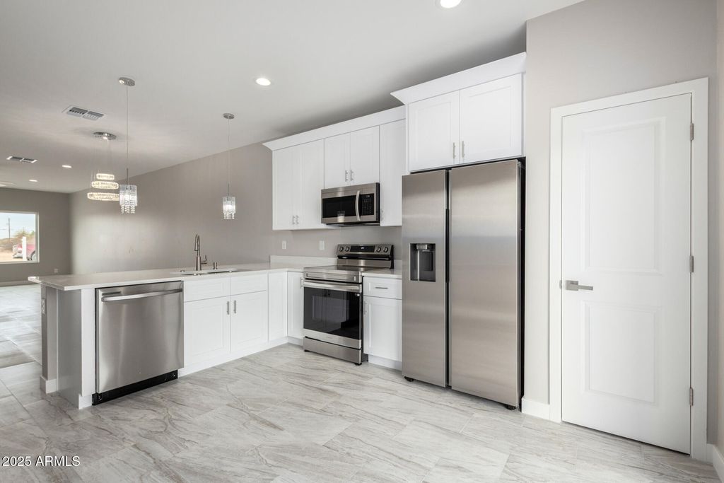 Photo of 3170 W Caballero Drive, Eloy, AZ 85131 (MLS # 6934556)