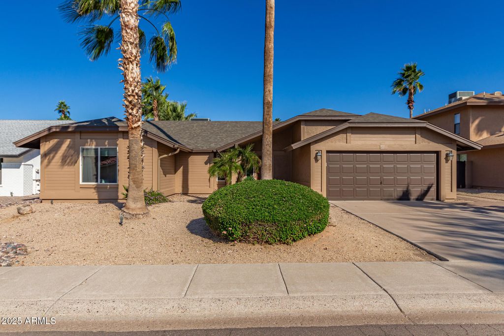 Photo of 10868 E Becker Lane, Scottsdale, AZ 85259 (MLS # 6945813)