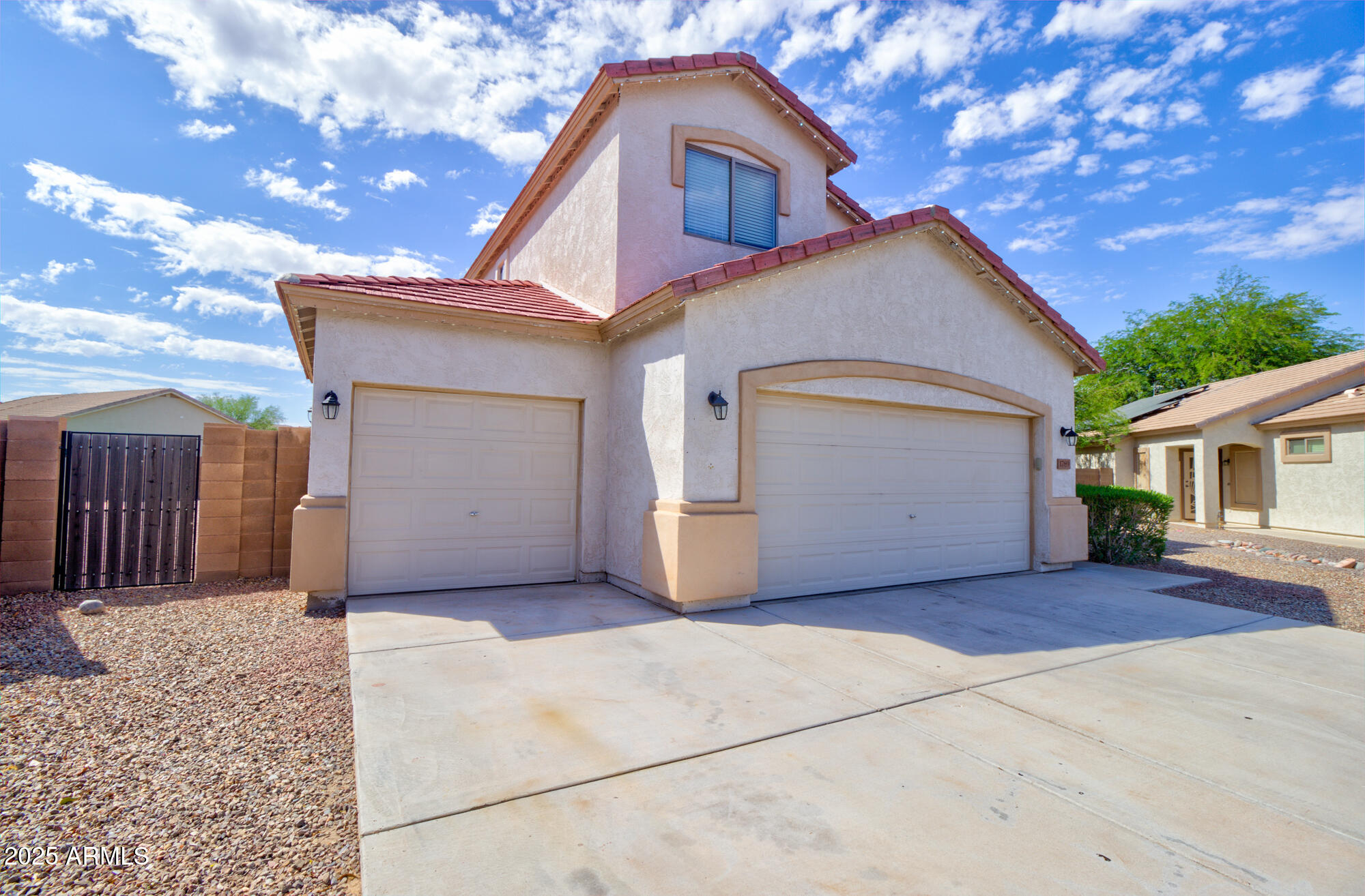 1789 E DESERT BREEZE Place