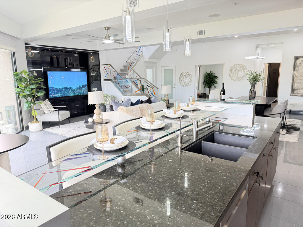 8989 N GAINEY CENTER Drive 133