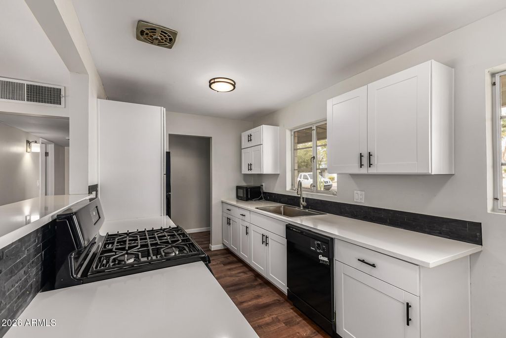 Photo of 611 E Encanto Drive, Tempe, AZ 85281 (MLS # 6985684)