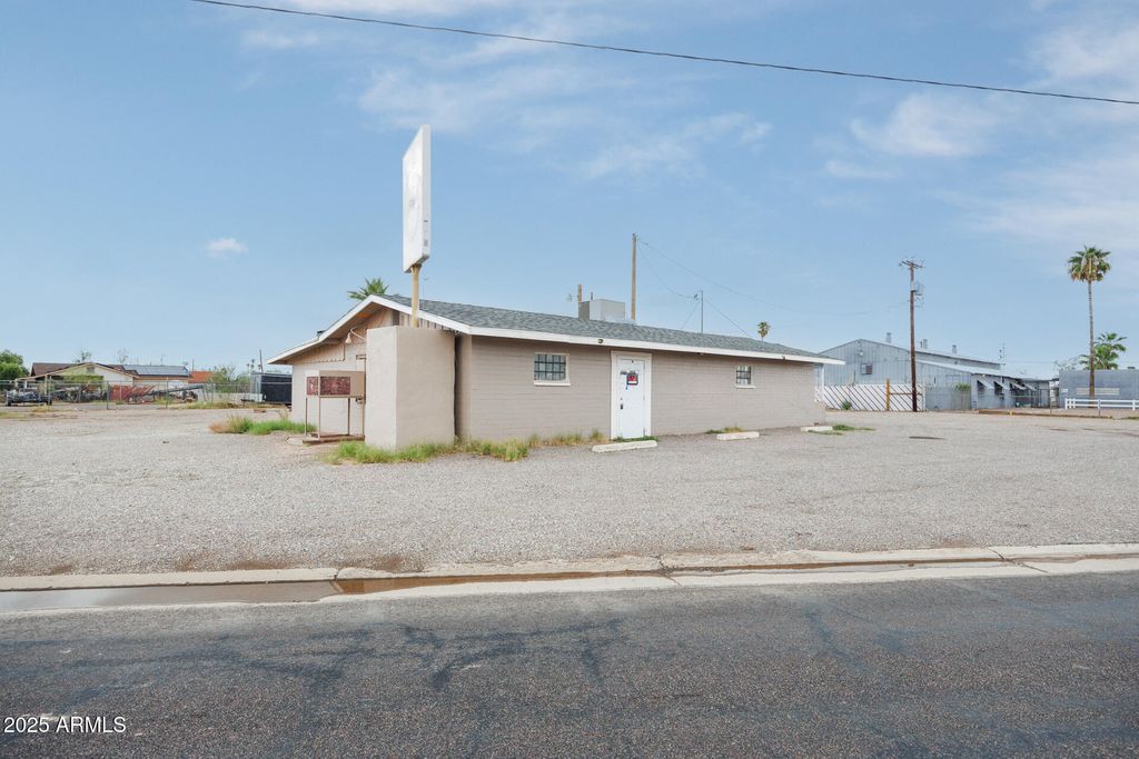 Photo of 864 E Jimmie Kerr Boulevard, Casa Grande, AZ 85122 (MLS # 6937091)