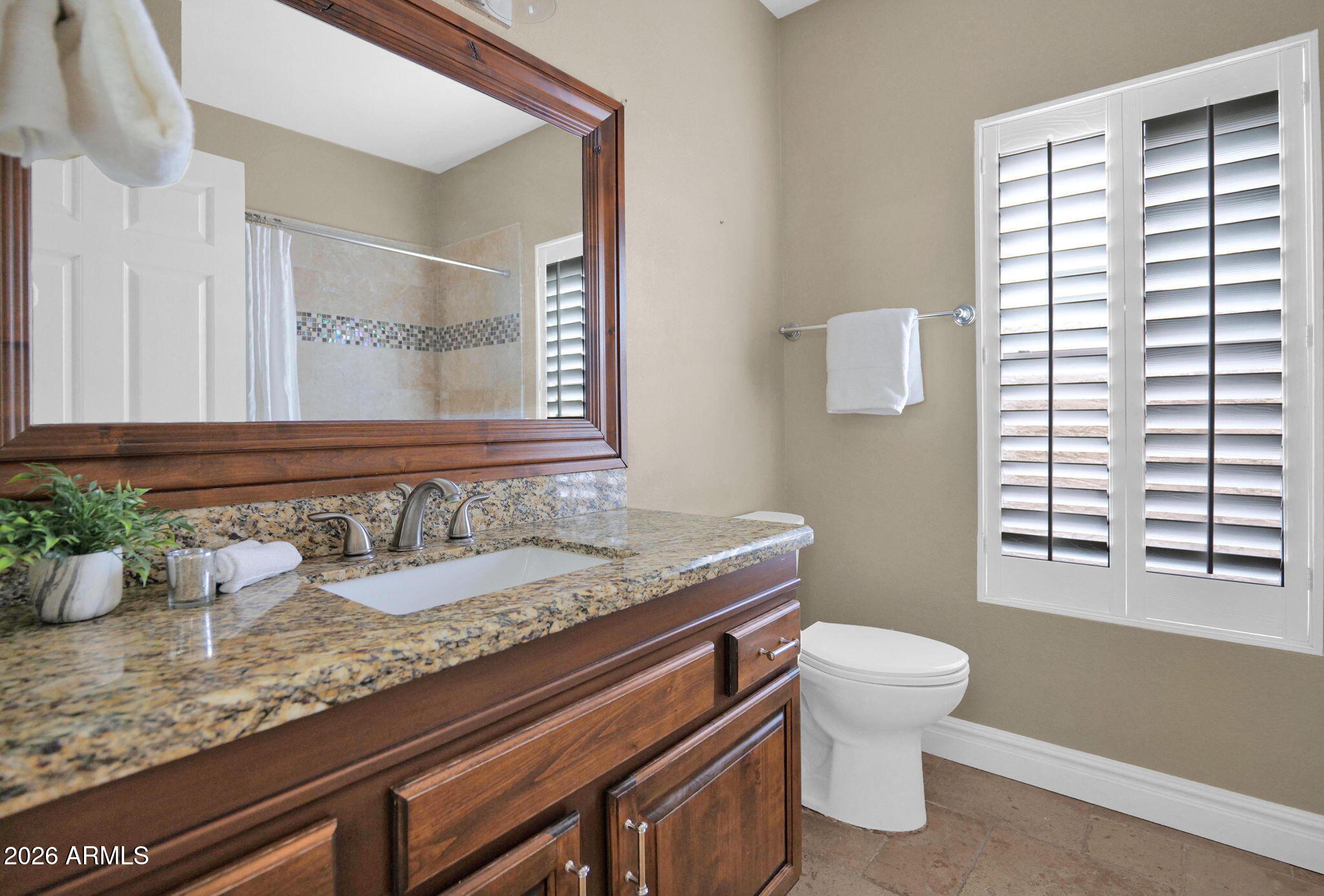 10570 E SAN SALVADOR Drive