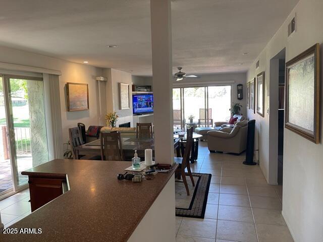 7348 N Via Camello Del Norte -- 223