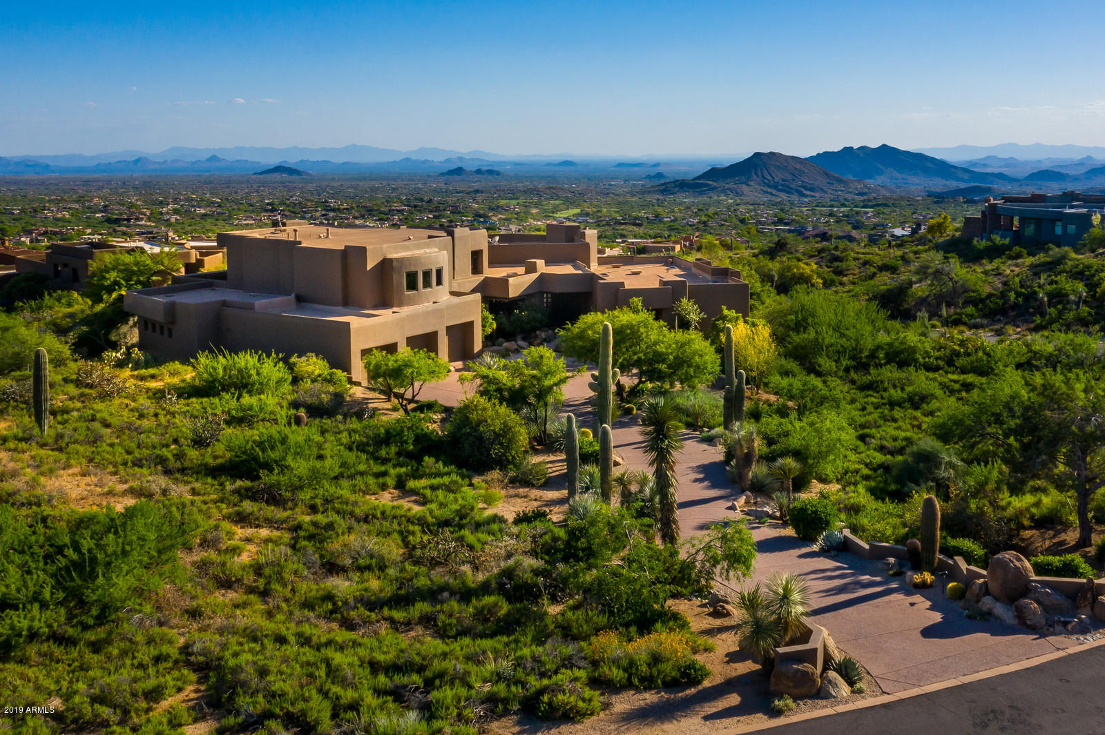 DESERT MOUNTAIN - Residential