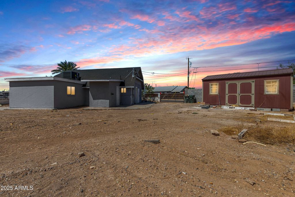 Photo of 122 E Ash Avenue, Casa Grande, AZ 85122 (MLS # 6929332)