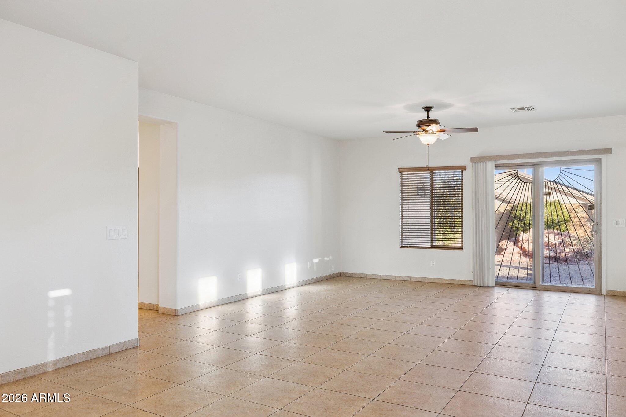 26082 W PIUTE Avenue