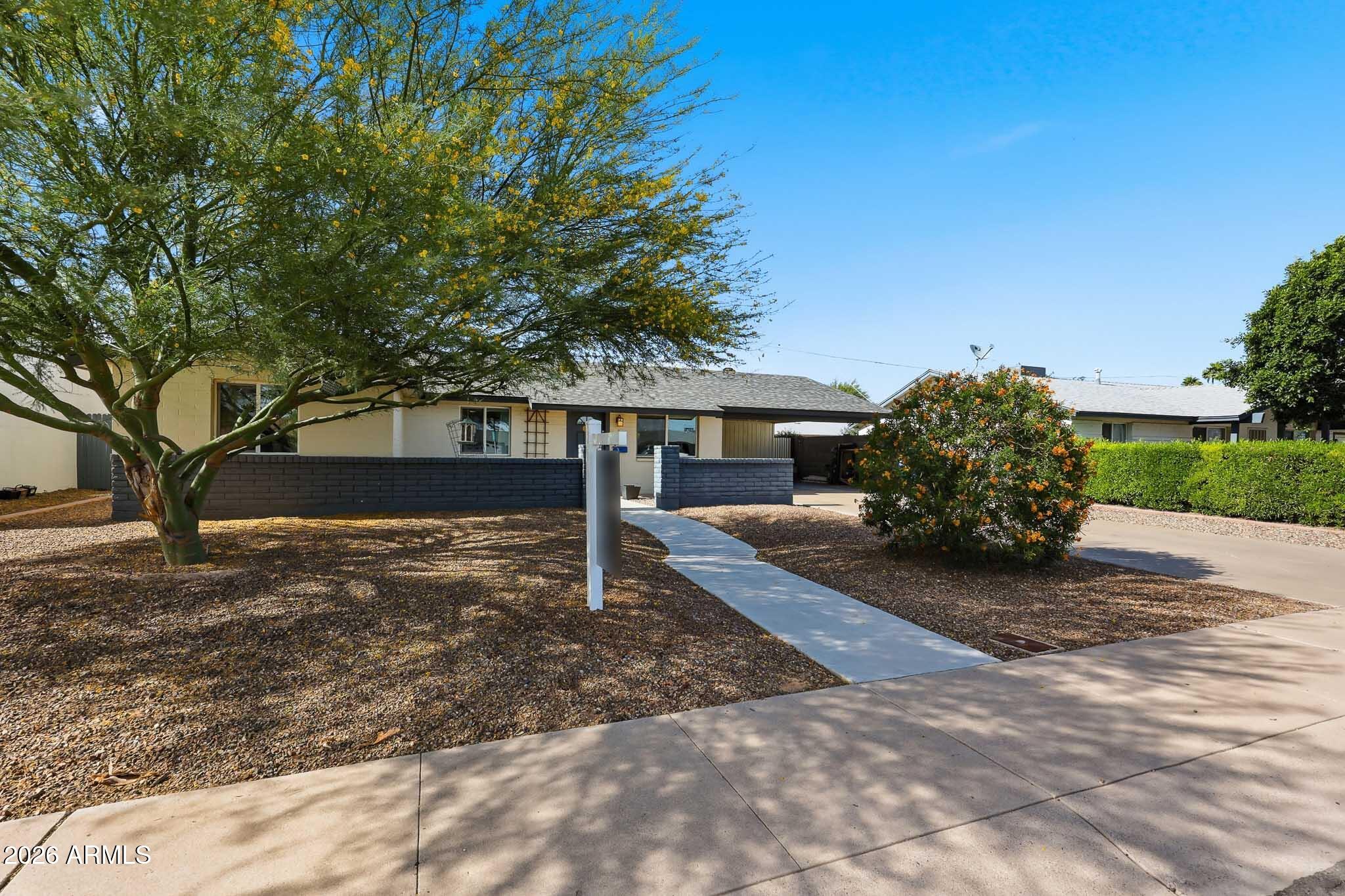 PARADISE VALLEY OASIS NO 2-A EAST - Residential