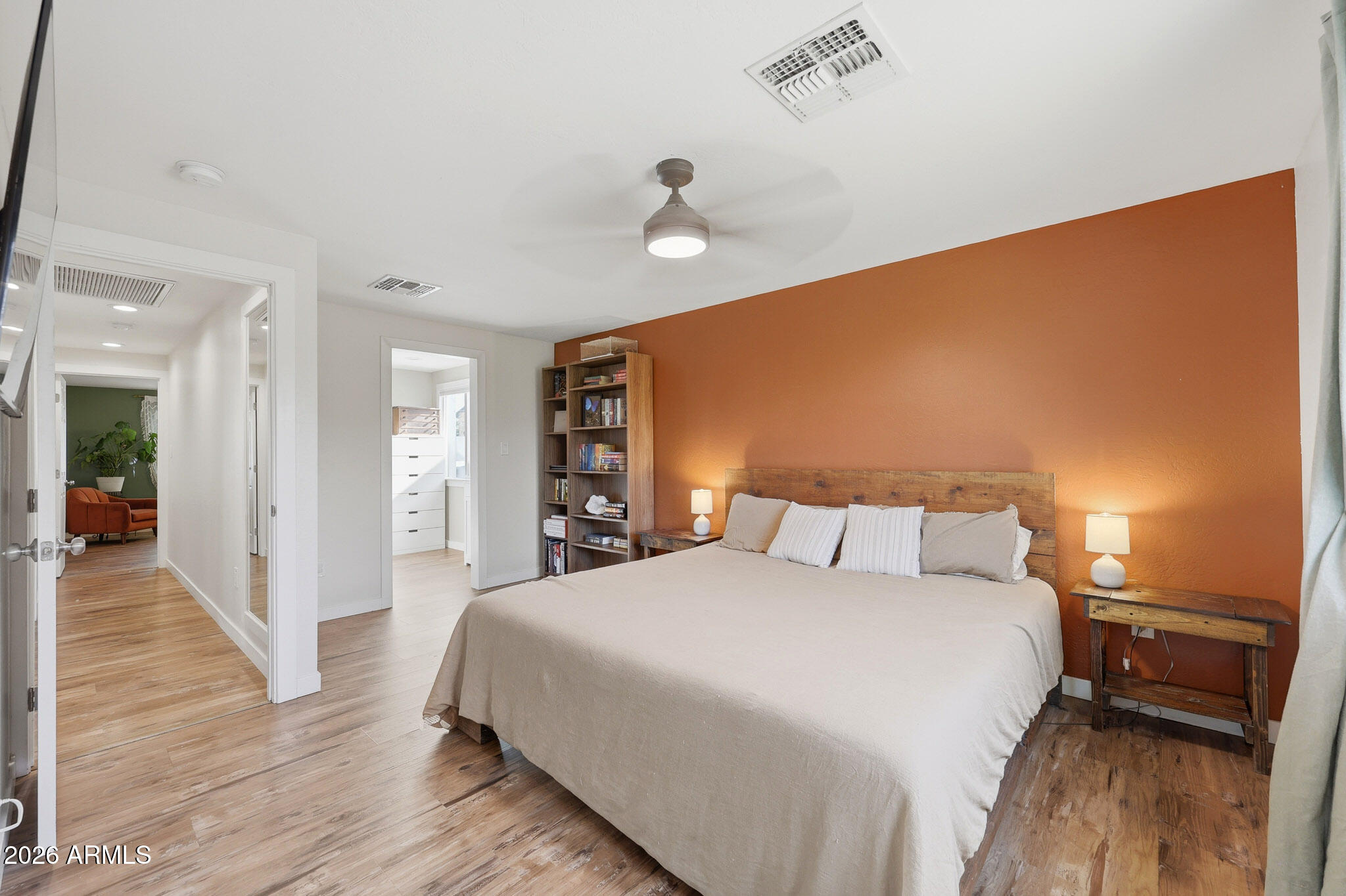 PARADISE VALLEY OASIS NO 2-A EAST - Residential