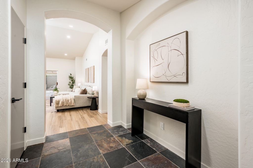 Photo of 1033 E Hearne Way, Gilbert, AZ 85234 (MLS # 6994360)