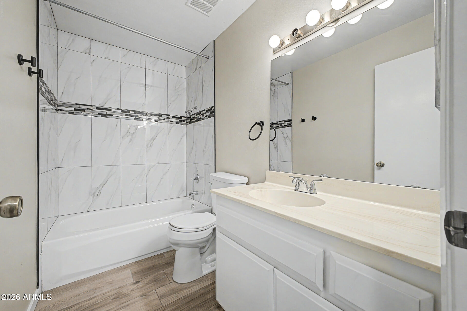 5525 E THOMAS Road H2