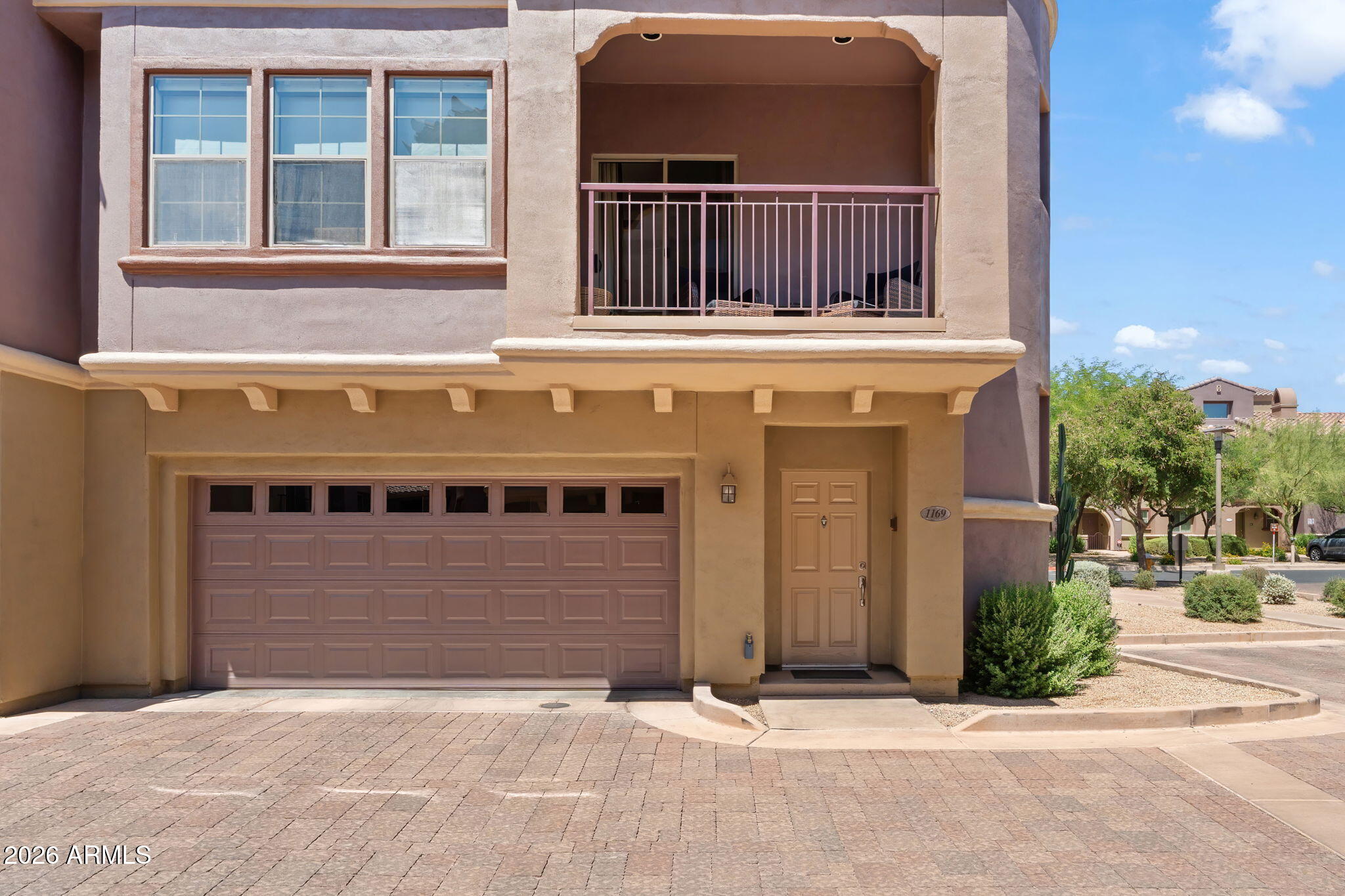 3935 E ROUGH RIDER Road 1169