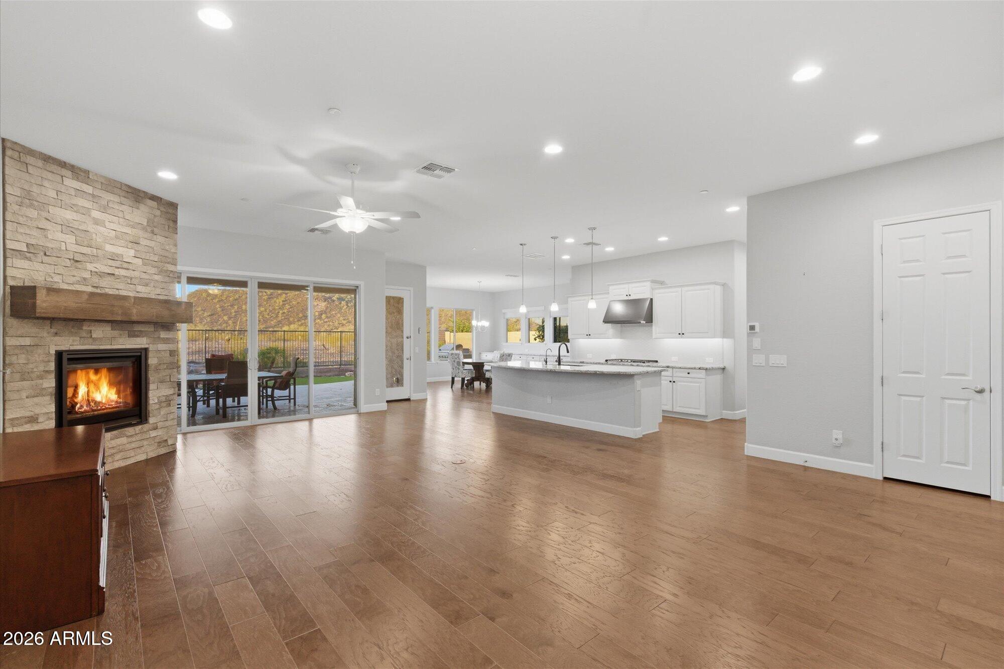 11614 W MONTANSORO Lane