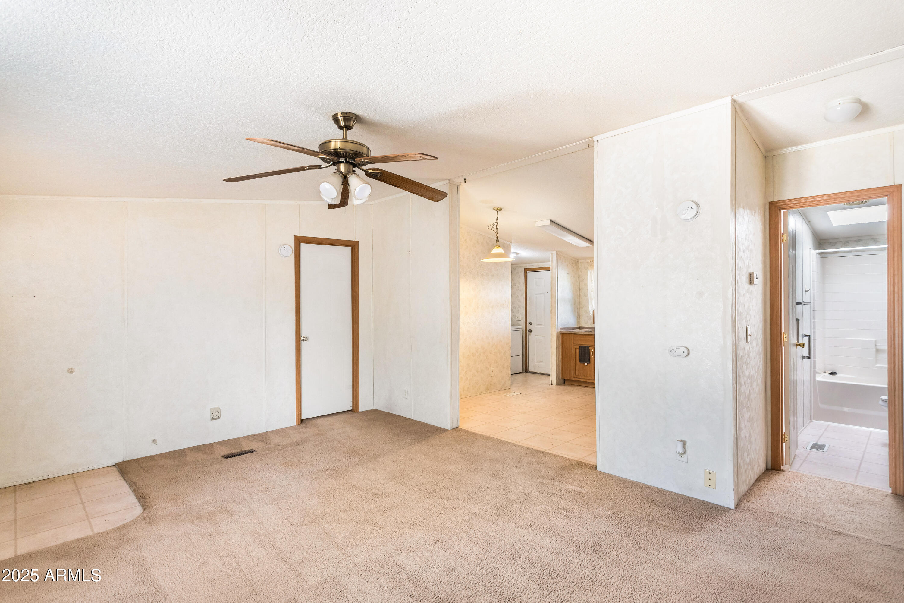 MIRACLE VALLEY 2 - Residential