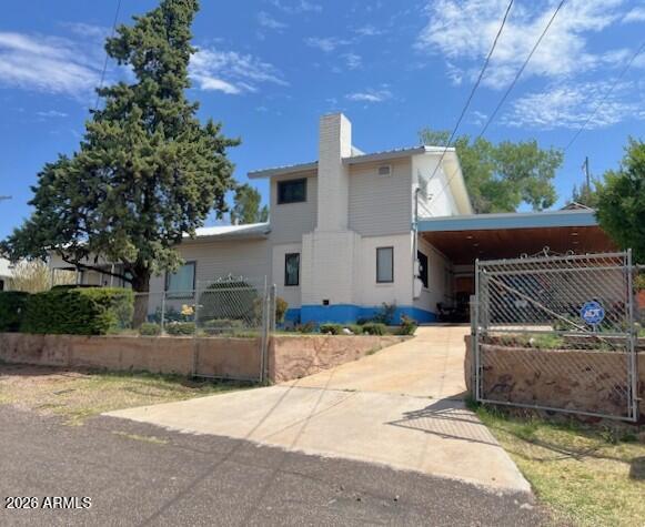 711 Cole Avenue