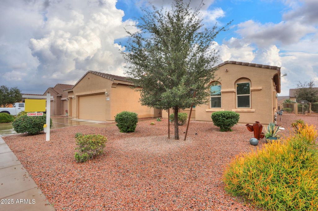 Photo of 42057 W Baccarat Drive, Maricopa, AZ 85138 (MLS # 6949580)